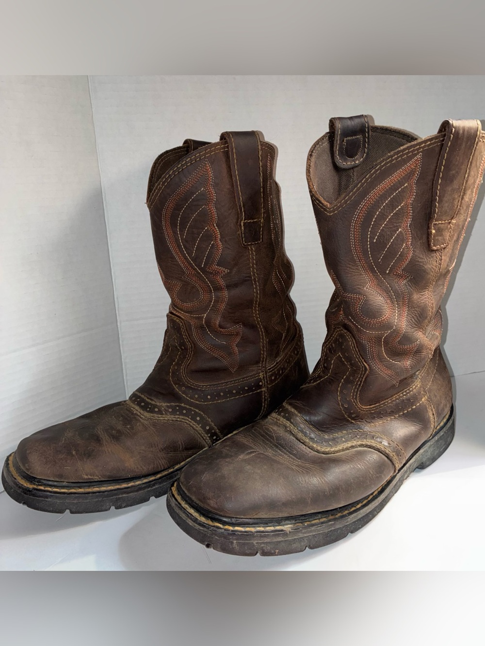 Cody James Men's Brown Leather Western Work Boots - Classic Cowboy Style 8.5D